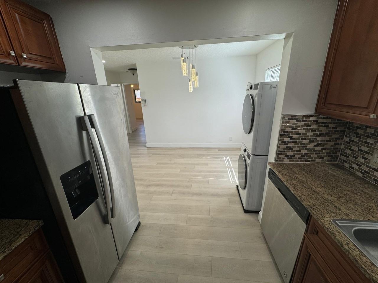 11660 Nw 45th St - Photo 7 of 10