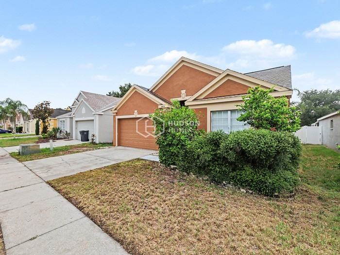 10416 Hallmark Blvd - Photo 5 of 21