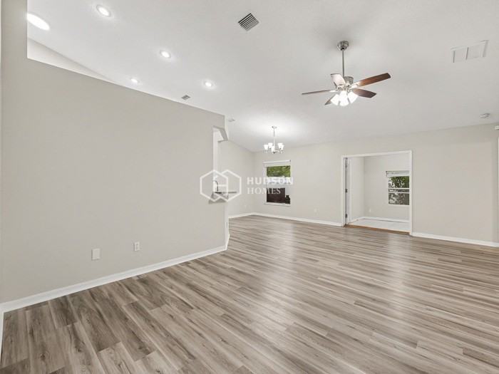 10416 Hallmark Blvd - Photo 7 of 21