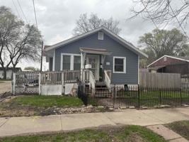 featured image of 440 Dawson St #1