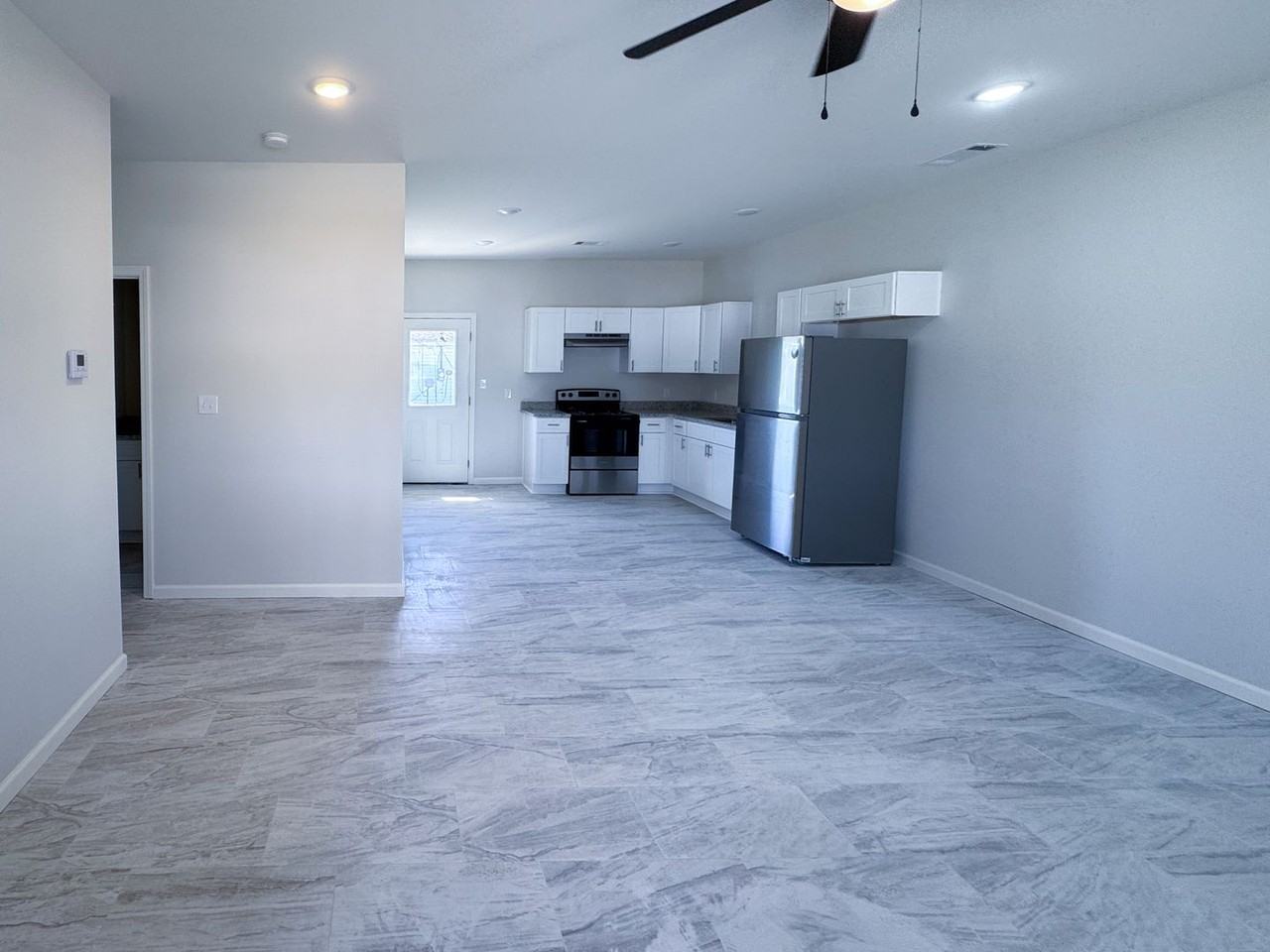 10556 Highway 363 - Photo 3 of 8