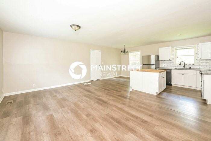 1749 Highway 212 Sw - Photo 4 of 19
