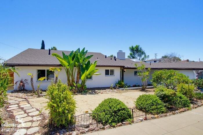 6201 Lorca Dr - Photo 2 of 23