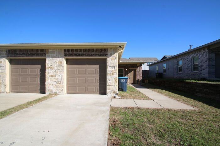3219 Karen St - Photo 2 of 26