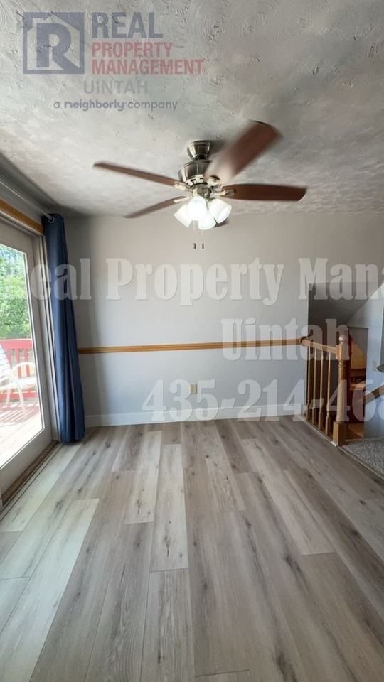 456 S 3130 W - Photo 5 of 26