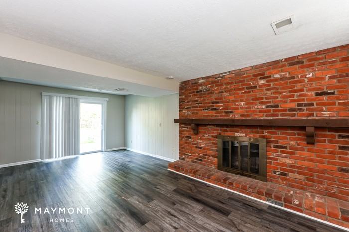 1701 Collinspark Ct - Photo 6 of 16