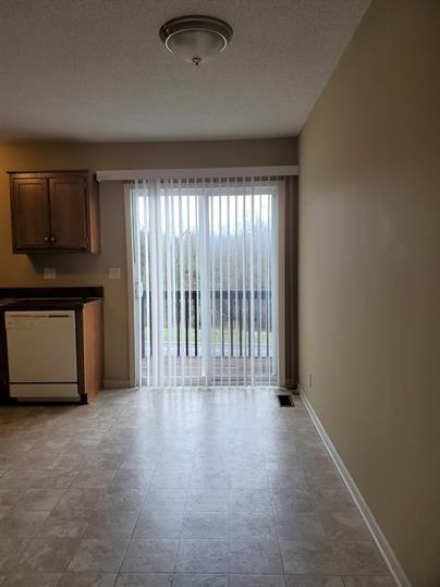 425C Hawthorne Blvd #3 - Photo 4 of 12