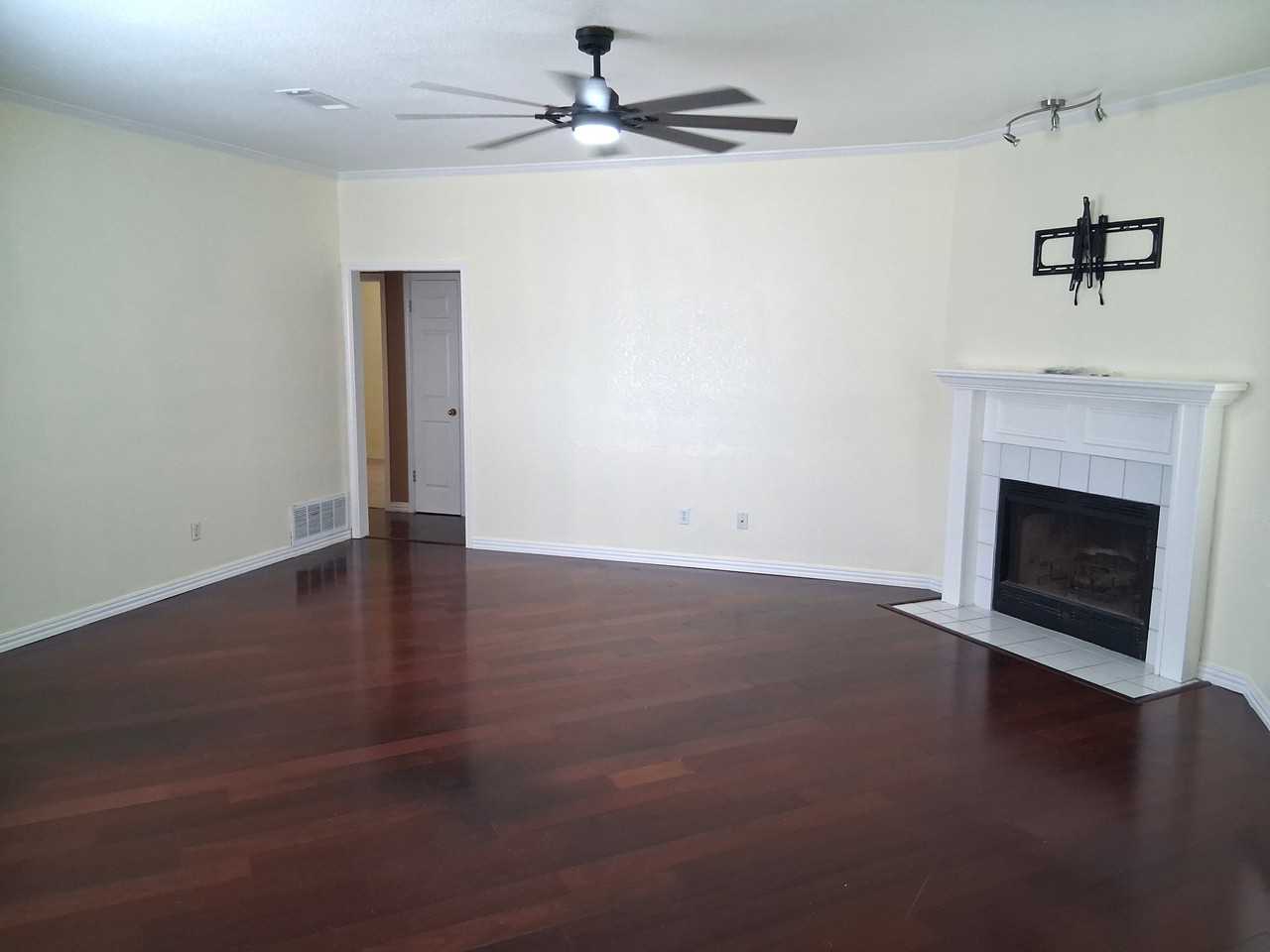 4102 Carolyn Dr #1 - Photo 2 of 14