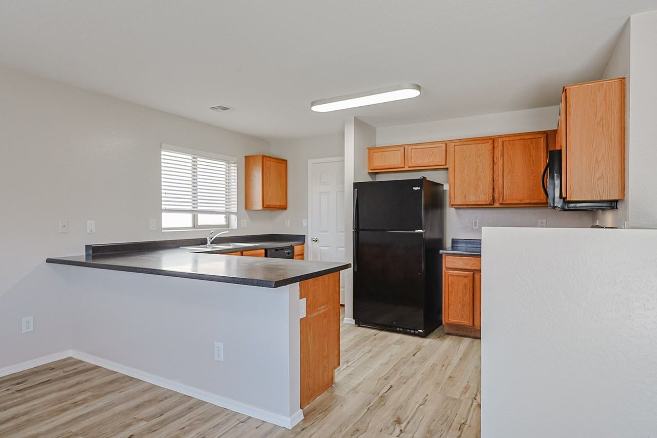 8608 W Superior Ave #1 - Photo 7 of 39