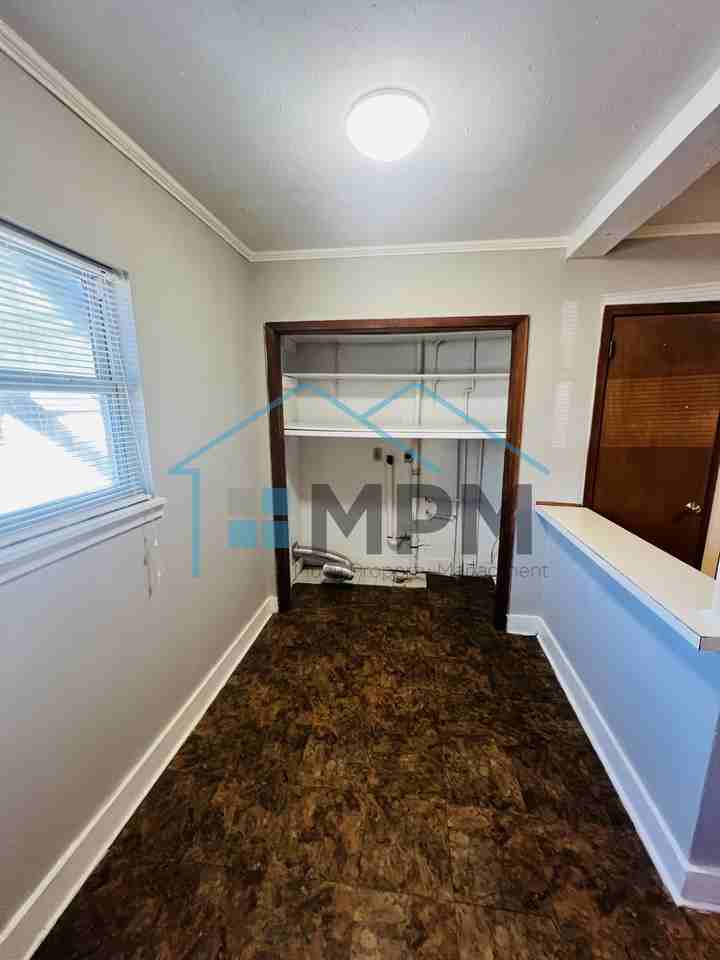 1306 N 2nd St #A - Photo 6 of 10