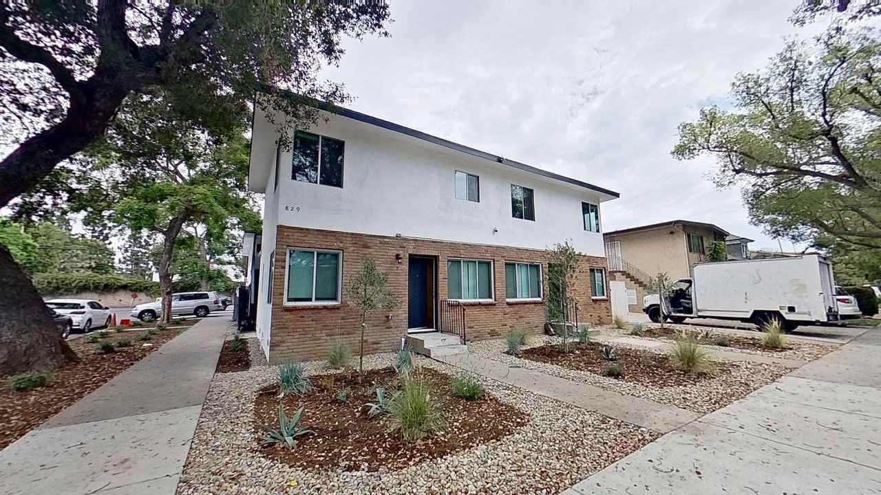 829 N Garfield St - Photo 5 of 45