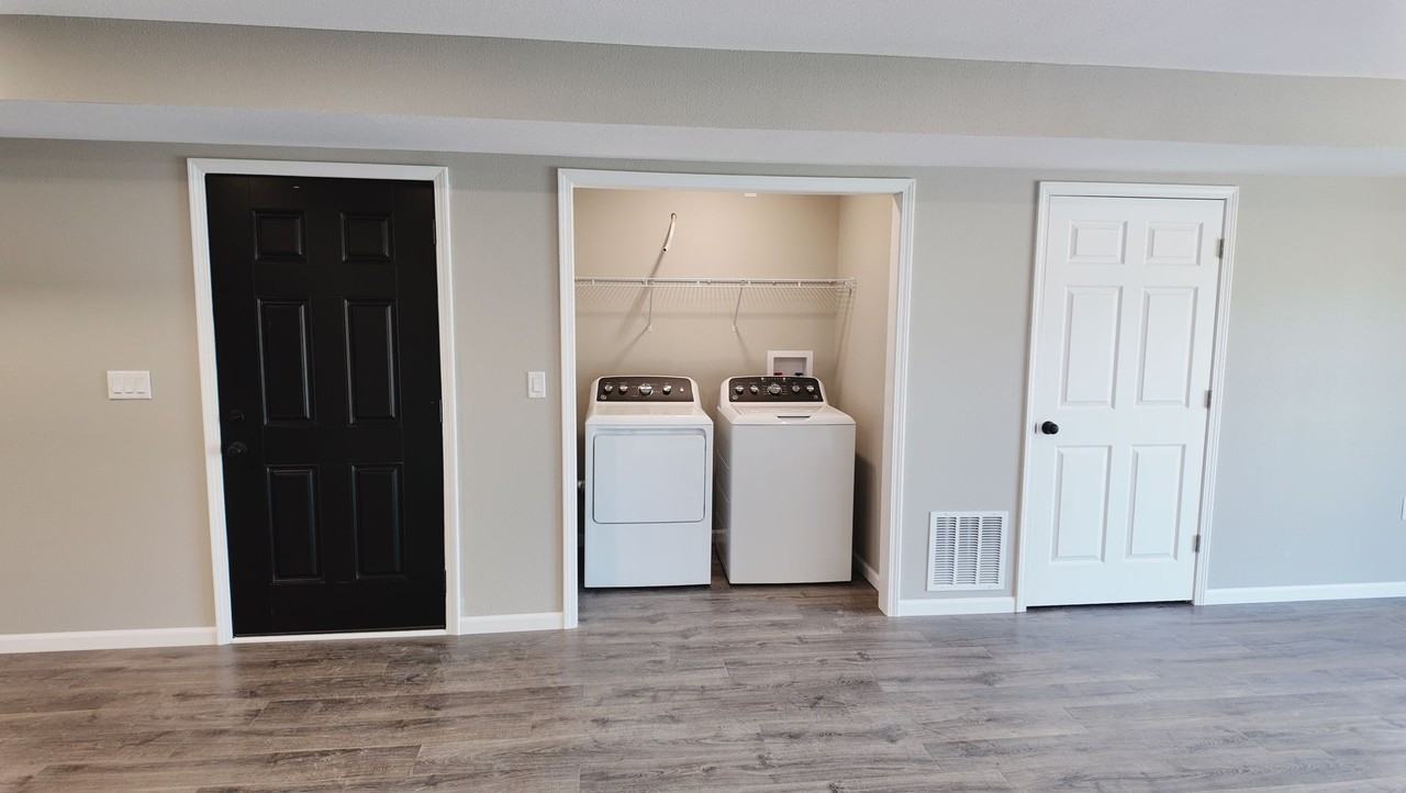 Parkview Apartments - Photo 7 of 22