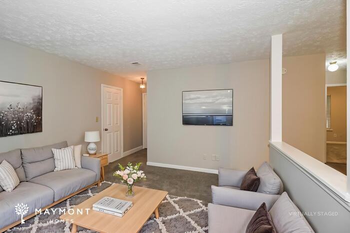 6368 Steepleridge Ct - Photo 5 of 14