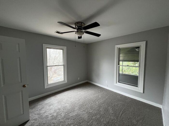 2903 Park St - Photo 3 of 10