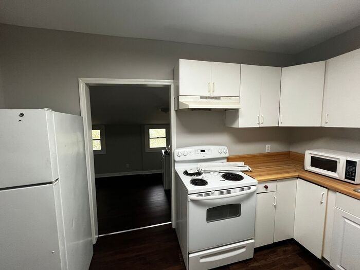 2903 Park St - Photo 6 of 10