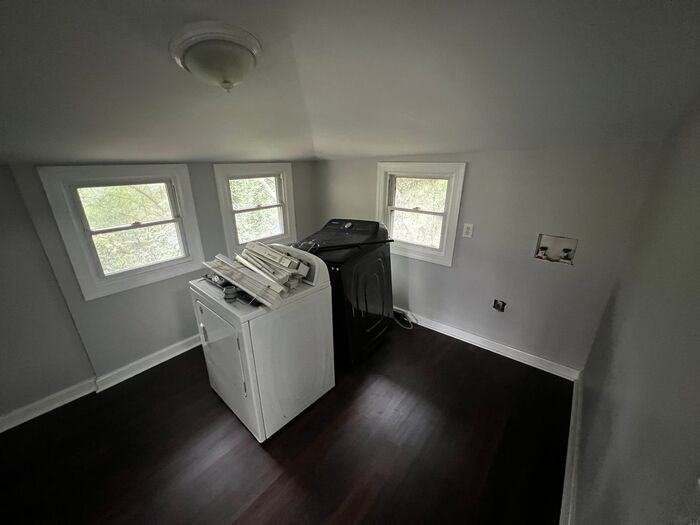 2903 Park St - Photo 7 of 10