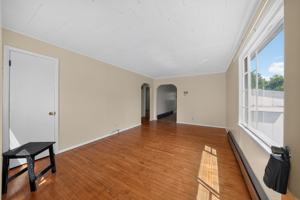 featured image of 11 Spencer Ave