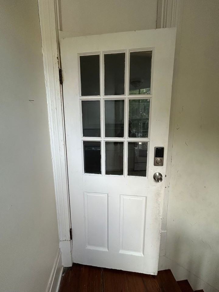 1114 Lincoln St - Photo 3 of 20
