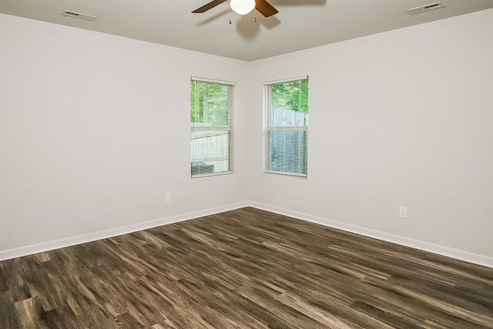 207 Sedgewick Dr - Photo 7 of 13
