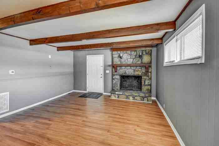 1008 Minor Dr - Photo 6 of 11
