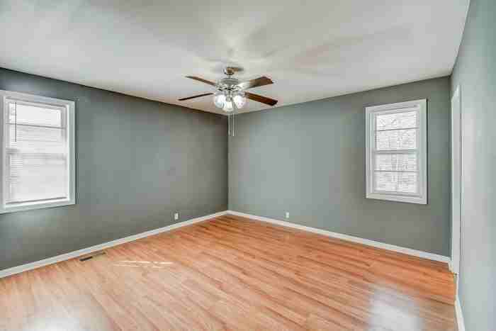 1008 Minor Dr - Photo 7 of 11