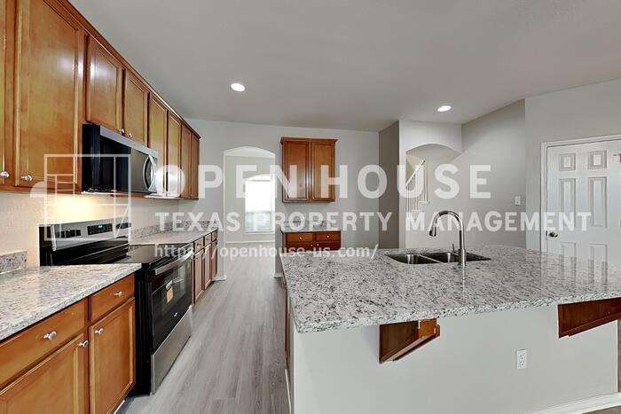8828 Night Wind Ln - Photo 7 of 23
