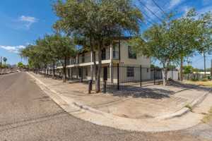 featured image of 2419 Cross St