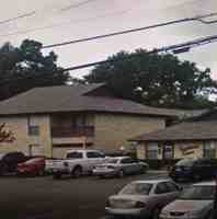 featured image of 3095 Lamar Ave