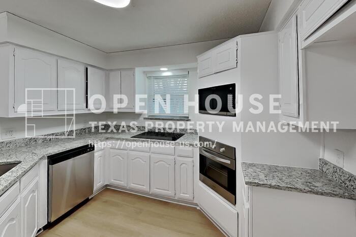 3213 Sugarbush Dr - Photo 7 of 23