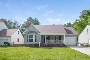 featured image of 120 Suffolk Dr