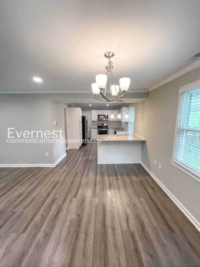 239 Jeffery Dr - Photo 6 of 34