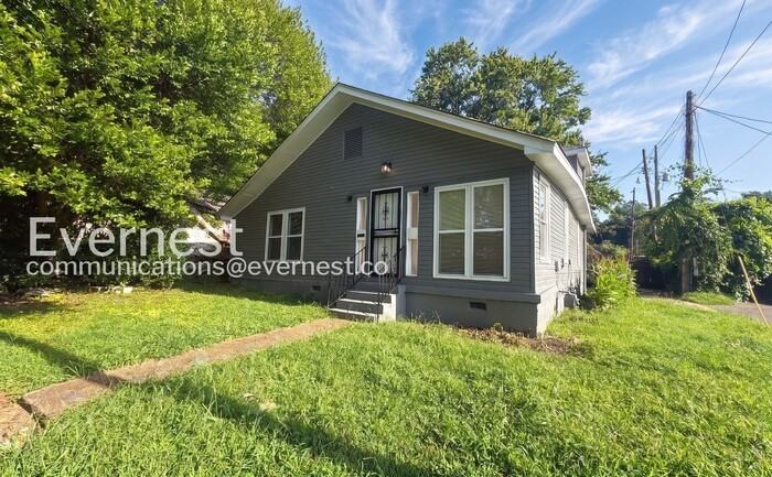 2044 Saulsbury Pl - Photo 2 of 33