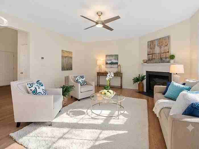 2114 Baycourt Trl - Photo 5 of 37