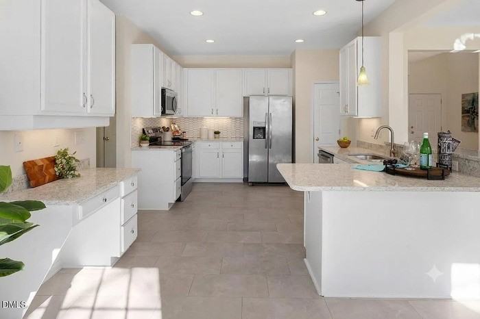 2114 Baycourt Trl - Photo 7 of 37