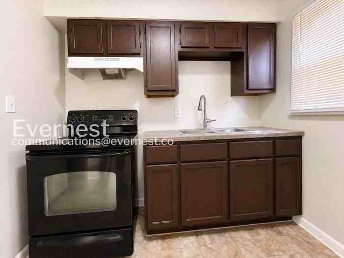 4877 Norwich Pl - Photo 5 of 26