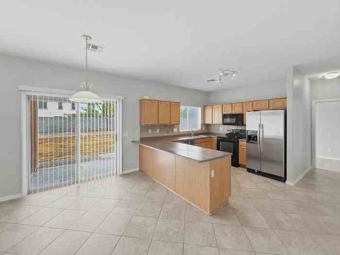 1508 E Heather Dr - Photo 7 of 36