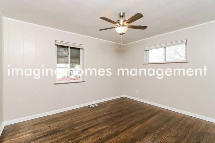 1688 Sanborn Dr - Photo 5 of 19