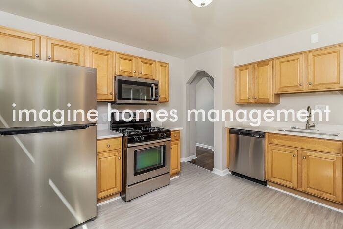 1688 Sanborn Dr - Photo 7 of 19