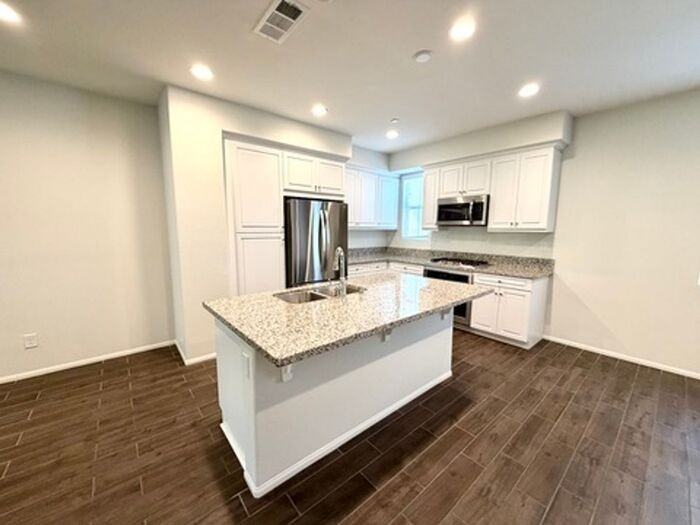12165 Chorus Dr - Photo 6 of 34