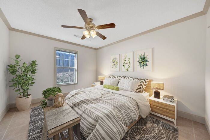 2341 Suncrest Village Ln - Photo 3 of 20