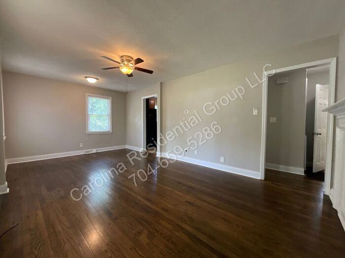 405 Plymouth Ave - Photo 2 of 15