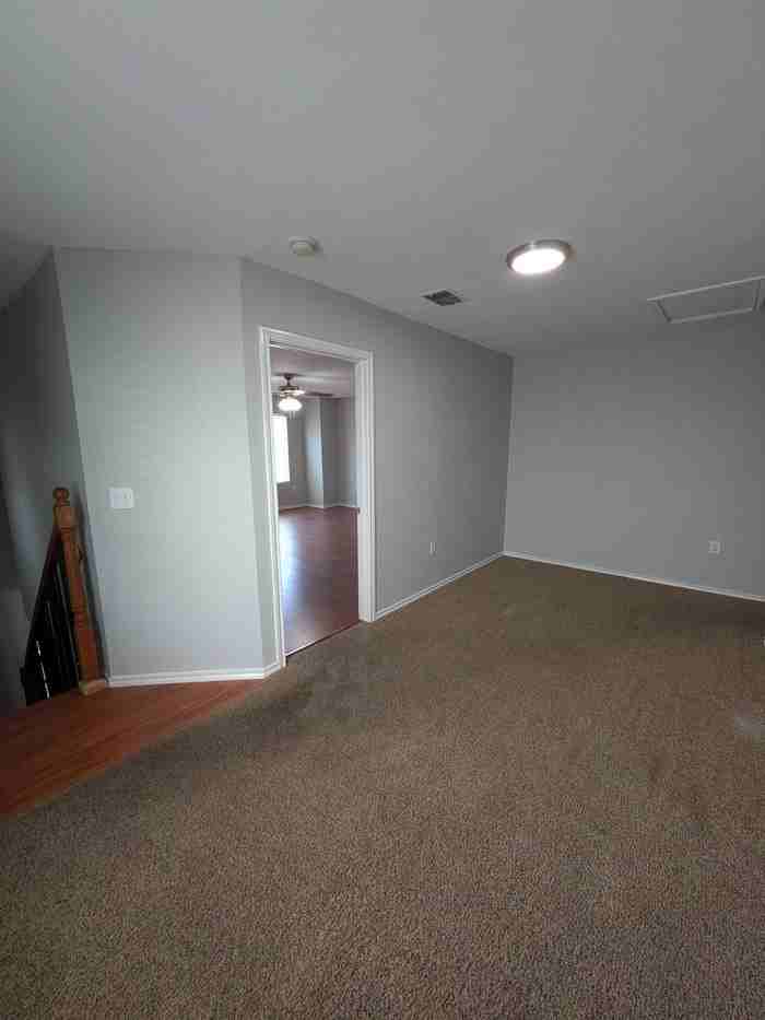 6130 Wisteria Hl - Photo 7 of 28