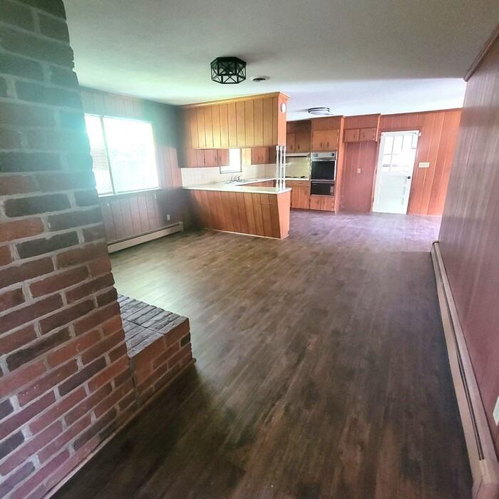 216 Maxwell Dr - Photo 6 of 19