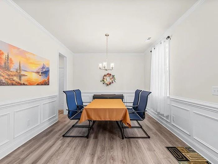 162 Karlov Rd - Photo 5 of 49