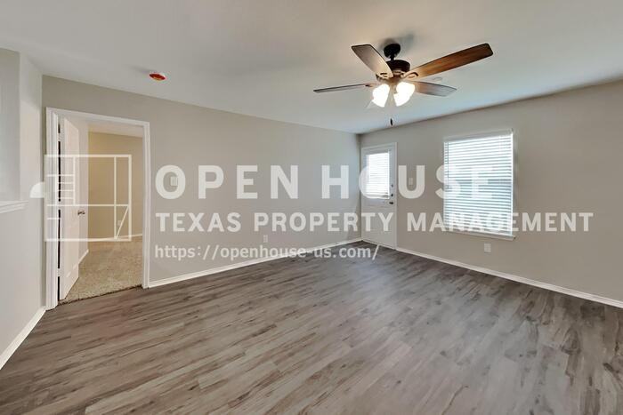 5620 Talons Crest Cir - Photo 5 of 20