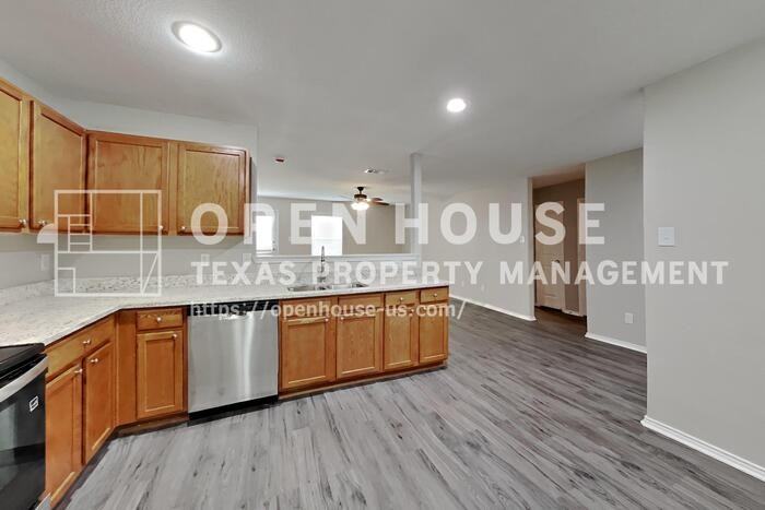 5620 Talons Crest Cir - Photo 7 of 20