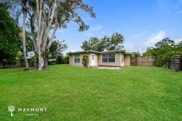 928 Parkwood Dr - Photo 3 of 3