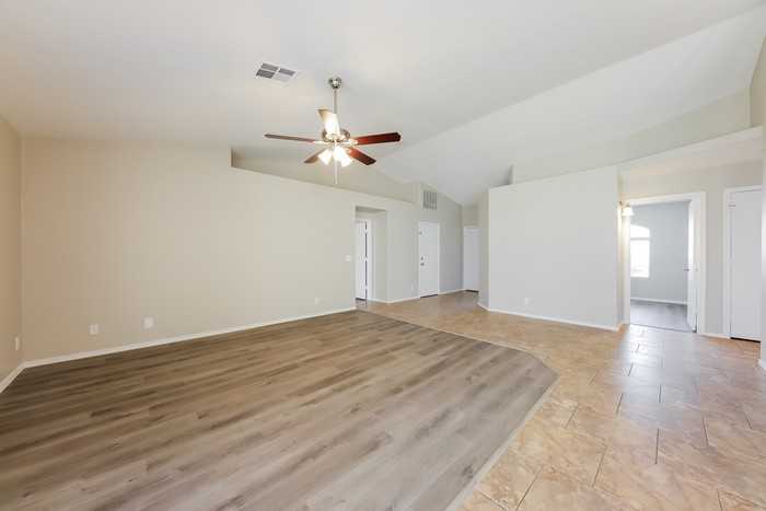 865 W Mesquite Ave - Photo 3 of 21