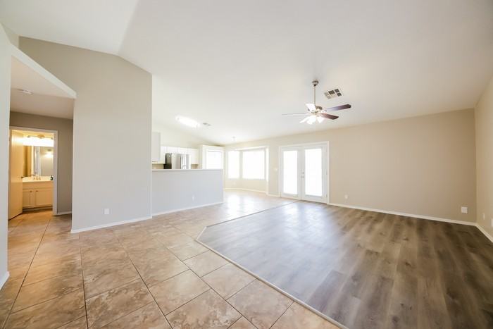 865 W Mesquite Ave - Photo 5 of 21