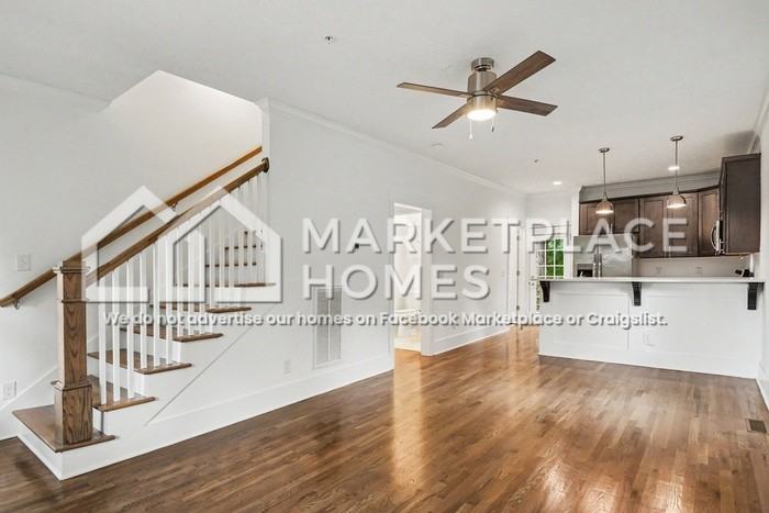185 Peach St - Photo 4 of 24